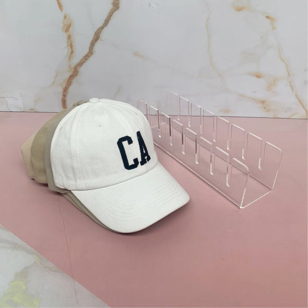 Organizador de acrilico para gorras