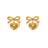 Aretes con diseño de corazón