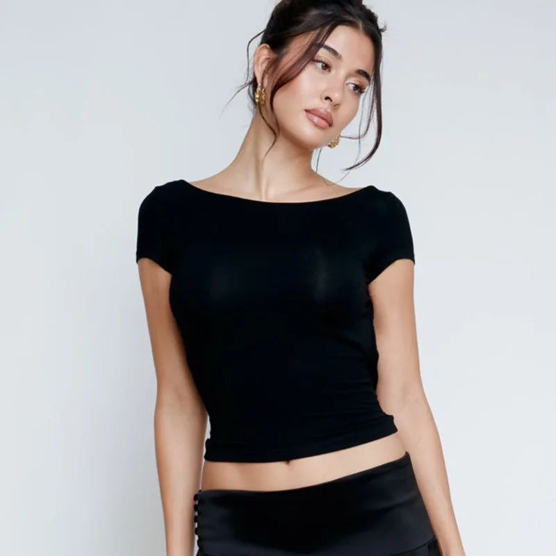 Blusa negra de espalda abierta